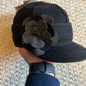 Stormy Kromer women’s hat